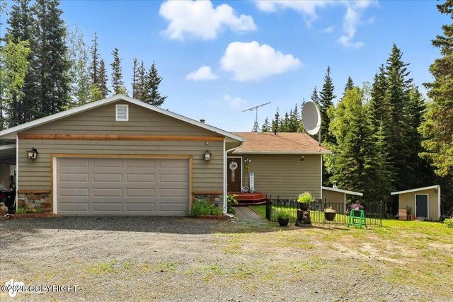 39705 Moose Range Drive, Sterling, AK 99672