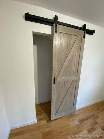 290 Sherman Avenue, New Haven, CT 06511