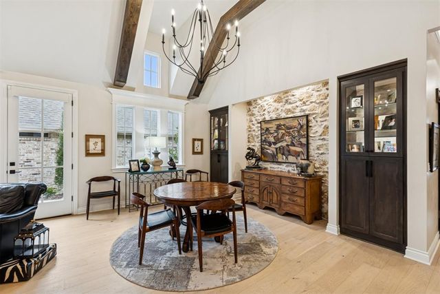 5541 Cottontail Lane, Edmond, OK 73025