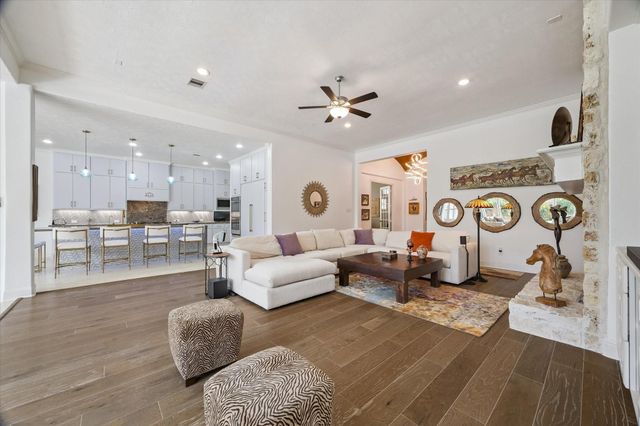 3002 Joshua Tree Lane, Manvel, TX 77578