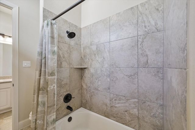 3002 Joshua Tree Lane, Manvel, TX 77578
