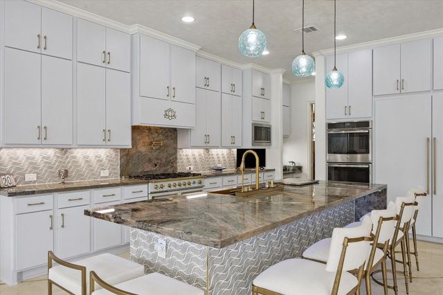 3002 Joshua Tree Lane, Manvel, TX 77578