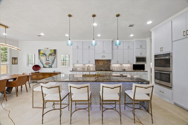 3002 Joshua Tree Lane, Manvel, TX 77578