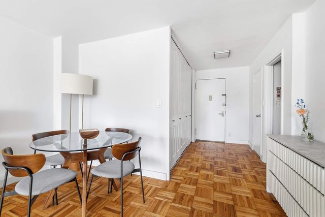 201 E 25th St Apt 14K, New York City, NY 10010