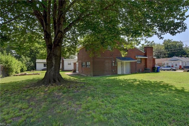 1023 43rd ST, Newport News, VA 23607
