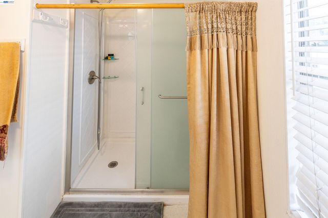 1438 Buckingham Way, Hayward, CA 94544