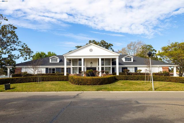 1438 Buckingham Way, Hayward, CA 94544