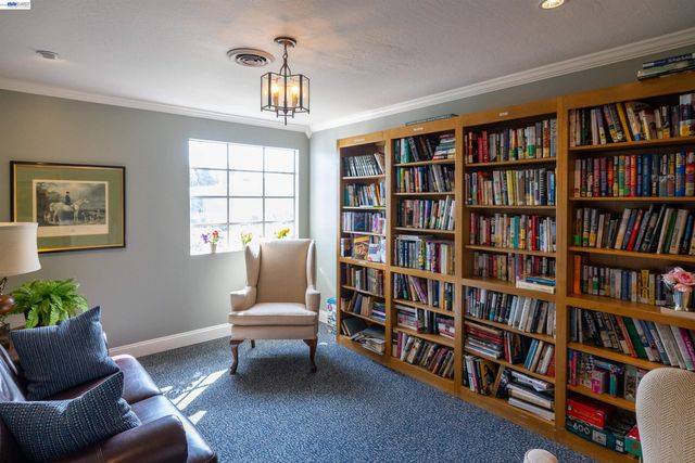 1438 Buckingham Way, Hayward, CA 94544