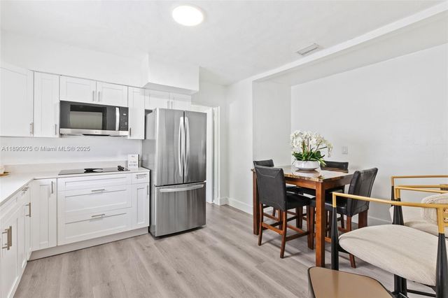 6355 SW 30th St, Miami, FL 33155