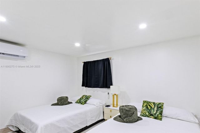 6355 SW 30th St, Miami, FL 33155