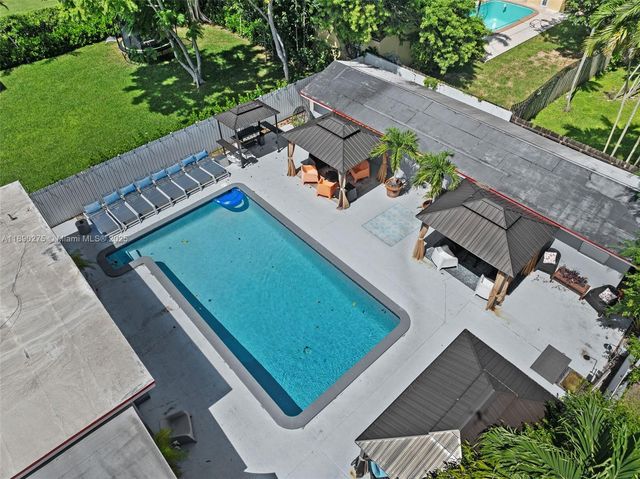 6355 SW 30th St, Miami, FL 33155