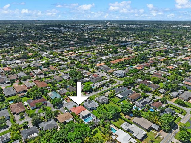 6355 SW 30th St, Miami, FL 33155