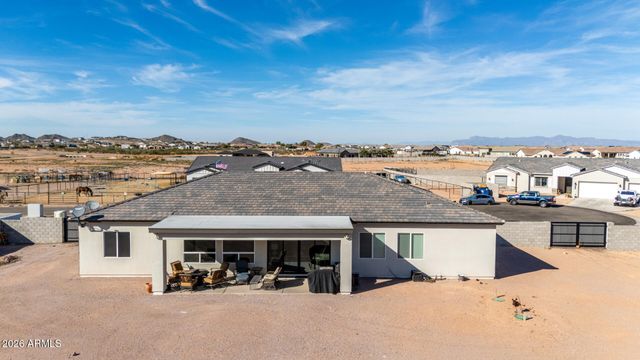 667 W PATRICK Place, San Tan Valley, AZ 85143