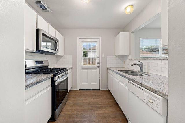 19714 Shores Edge Drive, Tomball, TX 77375