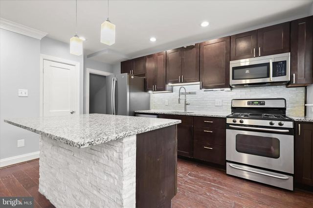 312 LEEANNE RD, Essex, MD 21221