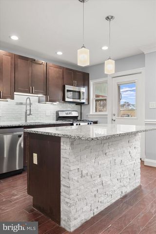 312 LEEANNE RD, Essex, MD 21221