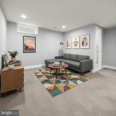 312 LEEANNE RD, Essex, MD 21221