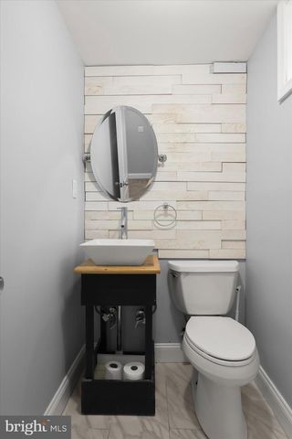 312 LEEANNE RD, Essex, MD 21221