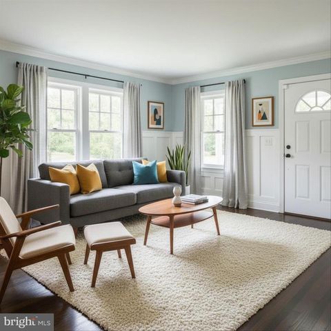 312 LEEANNE RD, Essex, MD 21221