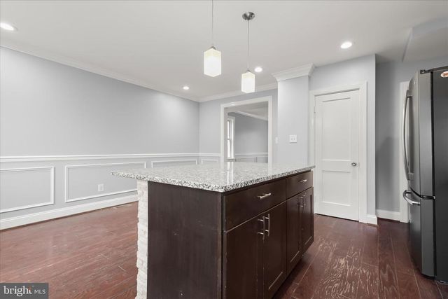 312 LEEANNE RD, Essex, MD 21221