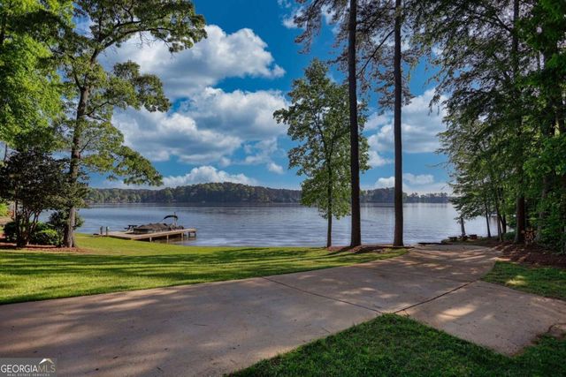 255 Old Hardy Farm Road, Jackson, GA 30233