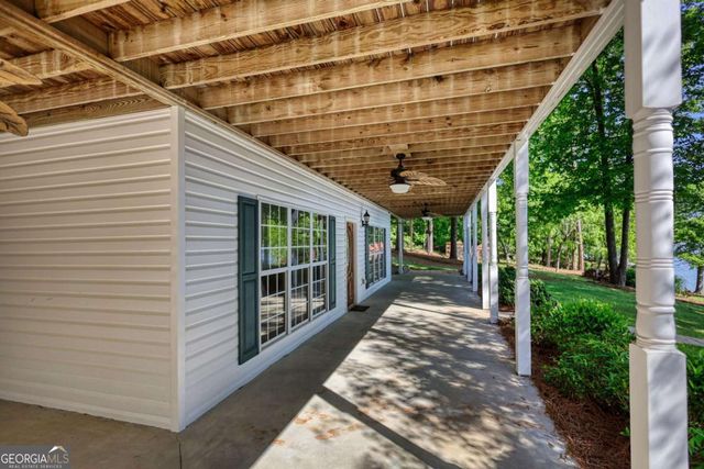 255 Old Hardy Farm Road, Jackson, GA 30233