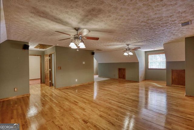 255 Old Hardy Farm Road, Jackson, GA 30233