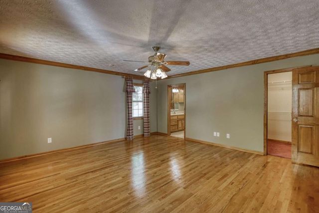 255 Old Hardy Farm Road, Jackson, GA 30233