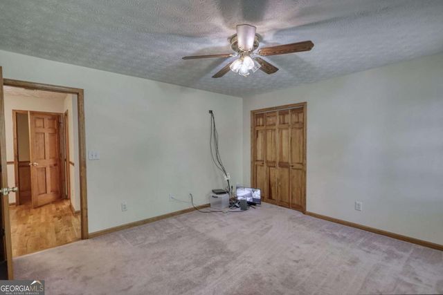 255 Old Hardy Farm Road, Jackson, GA 30233