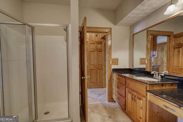 255 Old Hardy Farm Road, Jackson, GA 30233