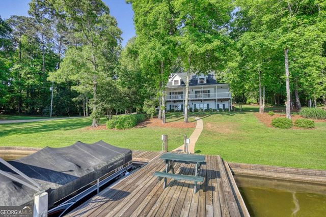 255 Old Hardy Farm Road, Jackson, GA 30233