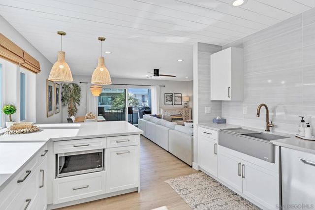 50 Montego Ct, Coronado, CA 92118