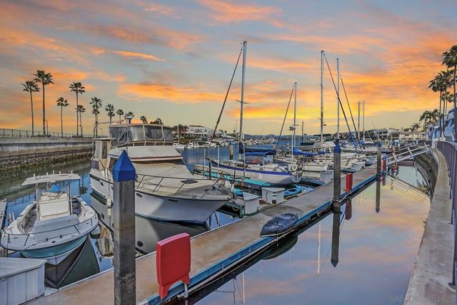 50 Montego Ct, Coronado, CA 92118