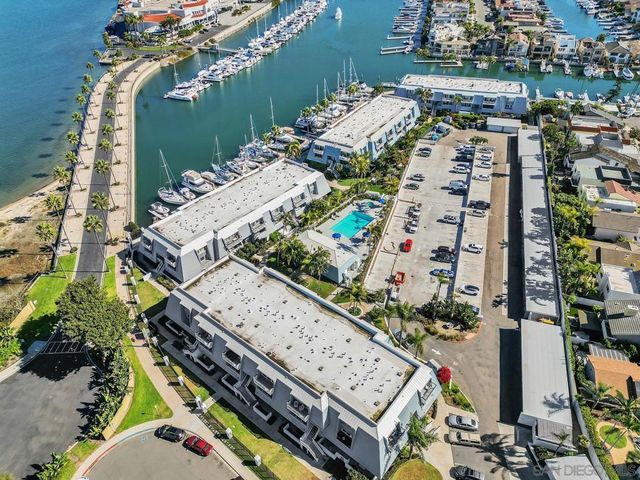 50 Montego Ct, Coronado, CA 92118
