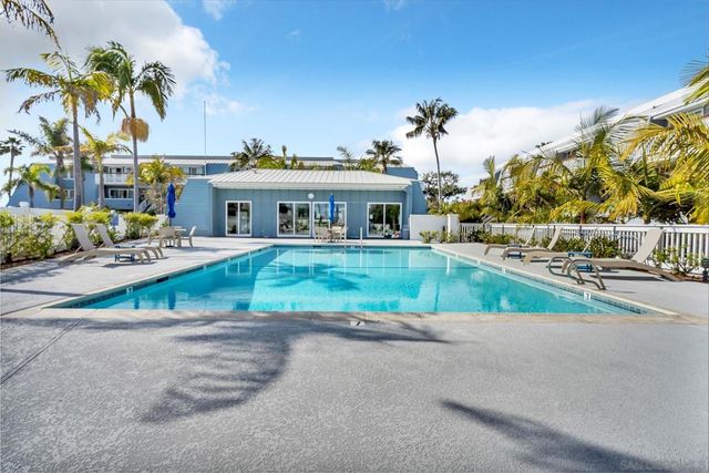 50 Montego Ct, Coronado, CA 92118