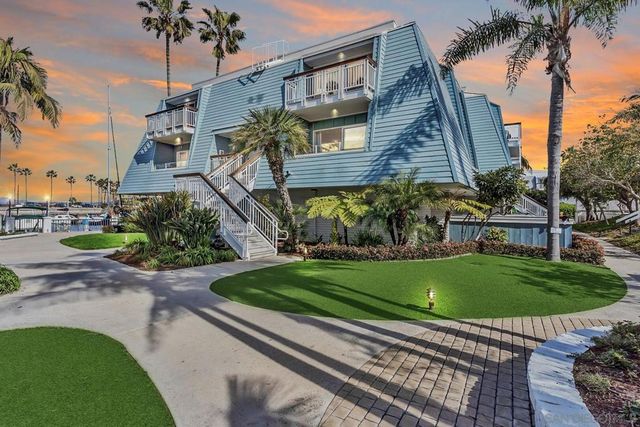 50 Montego Ct, Coronado, CA 92118