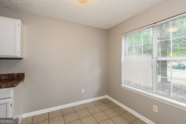 2085 Corners Circle Trace, Lithonia, GA 30058