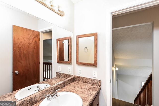 2085 Corners Circle Trace, Lithonia, GA 30058