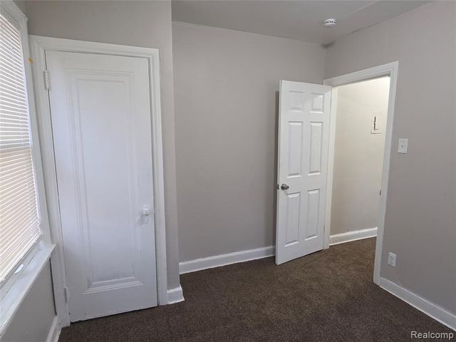 5274 Nottingham Road, Detroit, MI 48224