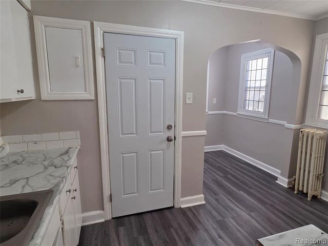 5274 Nottingham Road, Detroit, MI 48224