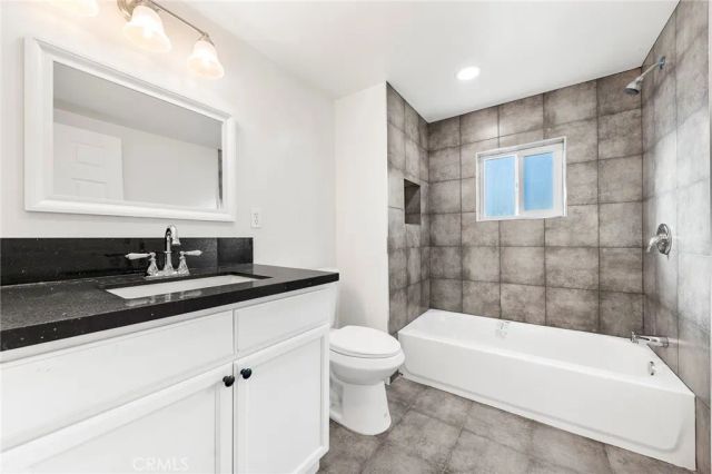 2060 E Cienega, Covina, CA 91724