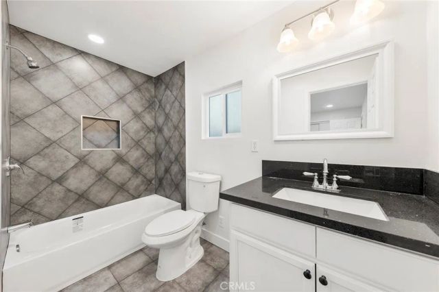 2060 E Cienega, Covina, CA 91724