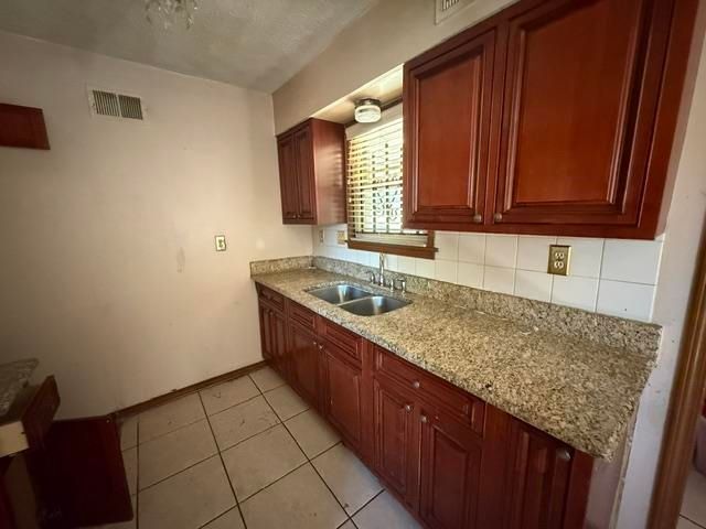 2435 WHITNEY AVE, Memphis, TN 38127