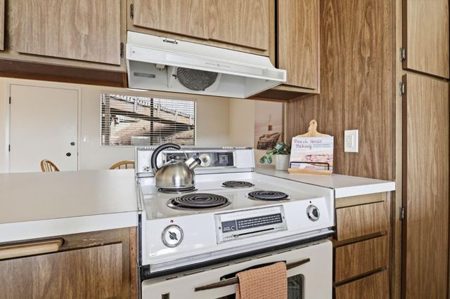 101 Shell Drive 111, Watsonville, CA 95076