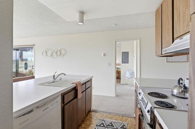 101 Shell Drive 111, Watsonville, CA 95076