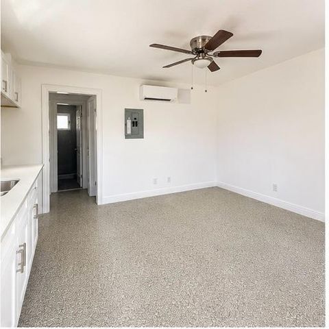 904 10th Street 7, West Palm Beach, FL 33401