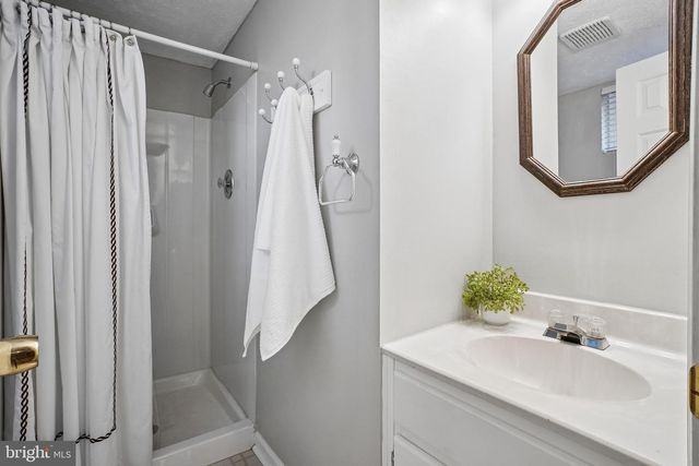 15418 BEACHVIEW DR, Dumfries, VA 22025