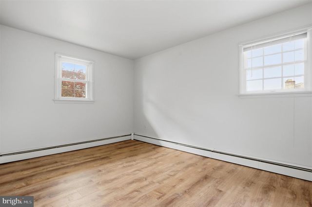 157 BLUE JAY RD, Chalfont, PA 18914