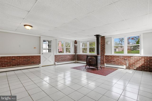 157 BLUE JAY RD, Chalfont, PA 18914