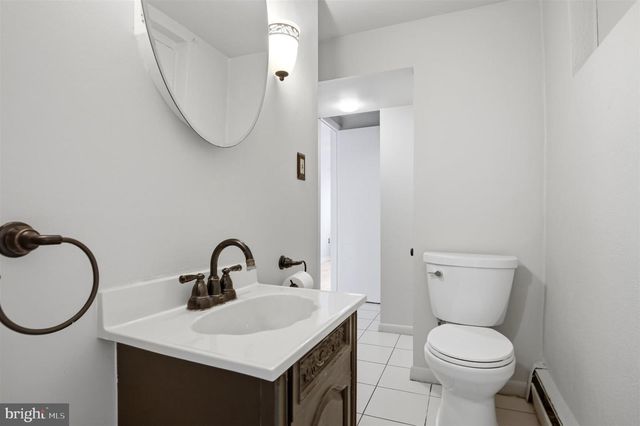 157 BLUE JAY RD, Chalfont, PA 18914